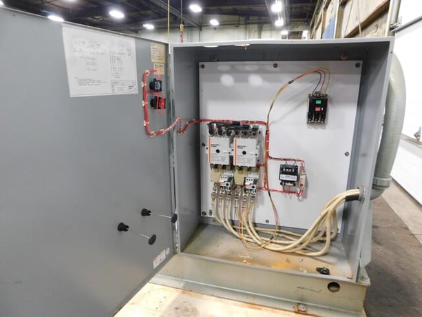 200 HP Georator, rotary frequency converter, 124.8 KW, 156 KVA, 50/60 Hz, 220/380 Volts - Image 9