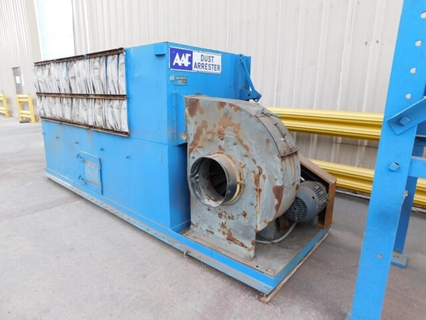 AAF #B, dust arrestor size 3-7 dust collector, 10 HP, 1710 RPM, 107" x 36" hopper - Image 5