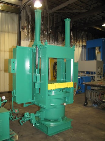 393 Ton, Slabside press, 27" x 24", 22" daylight, 16" stroke, 20" dia.ram, 10 HP, Tenor 763 PLC, #1812 - Image 2