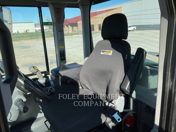 Cat 938M, Wheel Loader, 12461 hours, S/N: J3R02530, 2016 - Image 7