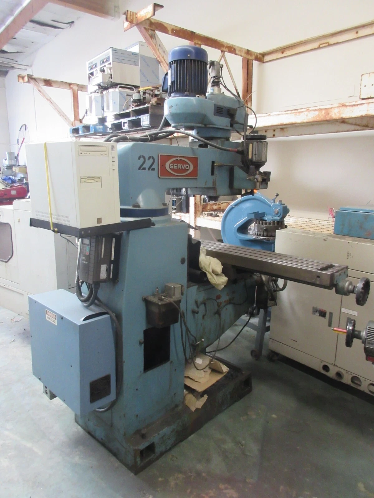 Servo #GS18NF, Vertical Mill, 3 HP, 208/240 V. - Image 1