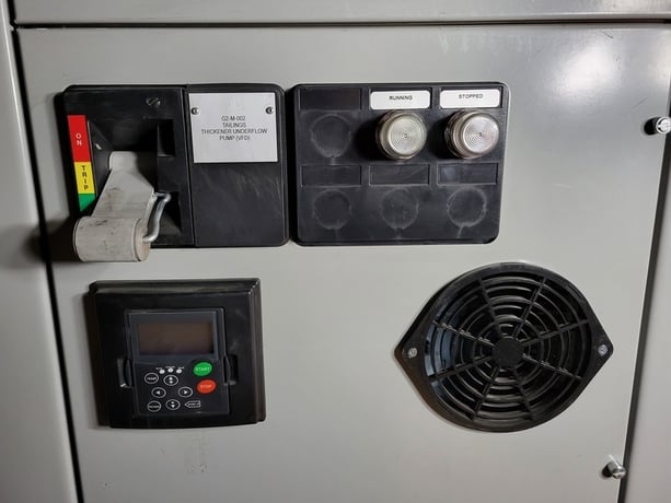 20 HP Eaton, SVX015A1-5A4N1, vari-frequency drive, 600 Volts, 3 phase, like new - Image 4