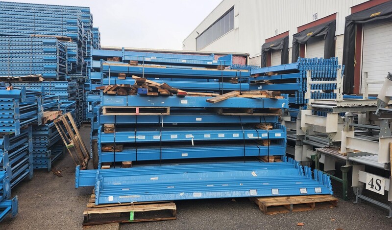 Pallet racks, great condition - Image 3