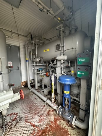 145 HP Frick #XJF151N, screw compressor, Caterpillar G3306NA NG engine, 1-stage, 2003 - Image 4