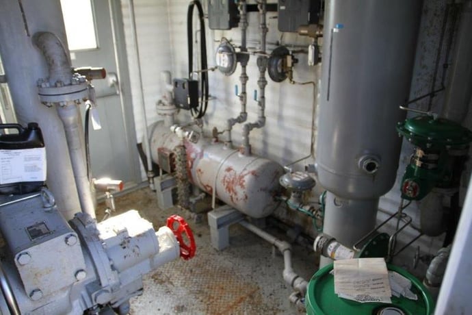 90 HP Frick #XJF151M, screw compressor, Caterpillar G3304NA NG engine - Image 4