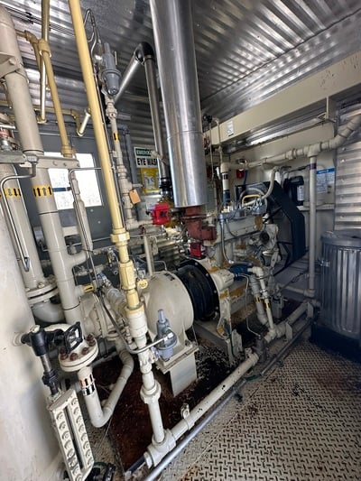 95 HP Sullair #22178, screw compressor, Caterpillar G3304NA NG engine, 1-stage, 2009 - Image 10