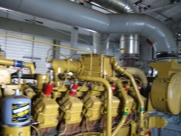 600 HP Knox Western #4445, reciprocating compressor, 2-stage, Caterplillar G3512TA NG engine, 1996 - Image 5