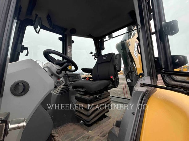 Cat 430 CF, Backhoe Loader, 766 hours, S/N: H8W00568, 2022 - Image 8