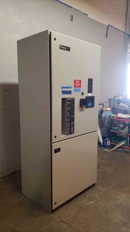 1000 Amp. General Electric Zenith #ZB5CB10031-05G601N, Transfer Switch, 3 phase, 60 Hz, 480 V - Image 3