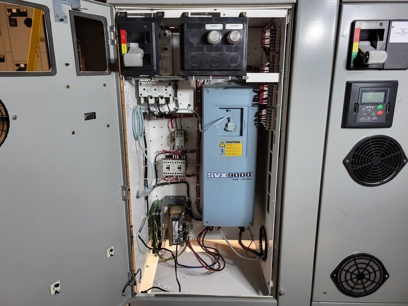15 HP Eaton, SVX010A1-5A4N1, variable frequency drive, 600 Volts, 18 amps, like new - Image 5