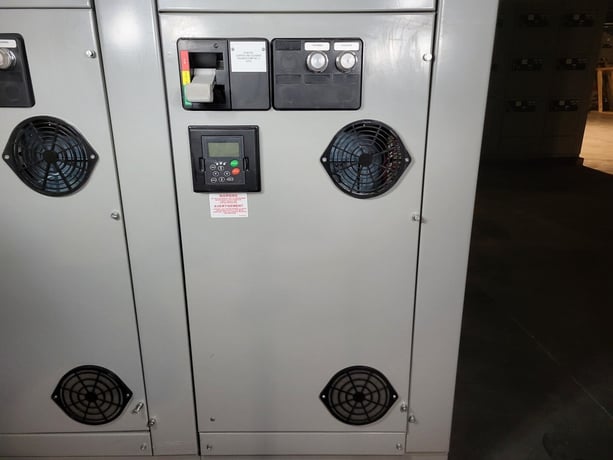 5 HP Eaton Cutler-Hammer, SVX004A1-5A4N1, VFD, 600 Volts, 7.5 amps, like new - Image 1