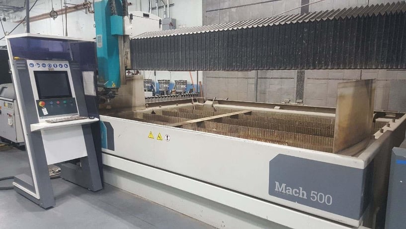 Flow #Mach-500-3020, waterjet cutting system, 118.1" X, 78.7" Y, 12.2" Z, 100 HP, 94000 psi, 2017 - Image 1