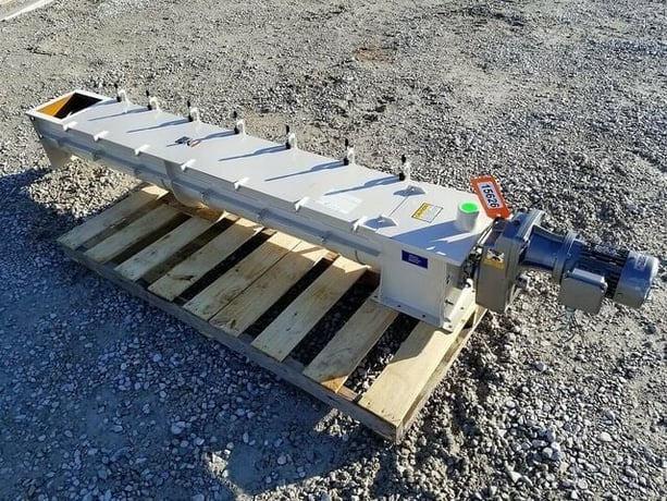 9" diameter x 8' long, Newell Machinery, Screw Conveyor, U-Trough, 10.4" x 10.4" inlet/discharge, 82 RPM - Image 6