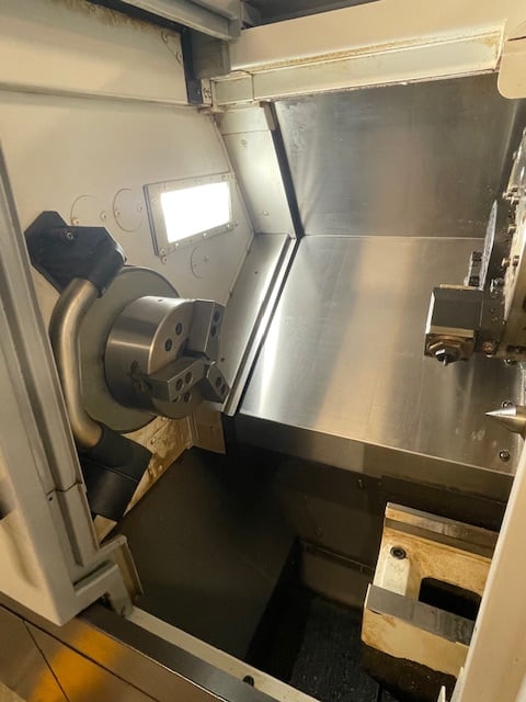 Okuma #Genos-L2000-e, CNC lathe, 17.7" swing, 8" chuck, 3-jaw, 2" bar, 40" centers, 9.06" dia., 19.69" lgth - Image 2
