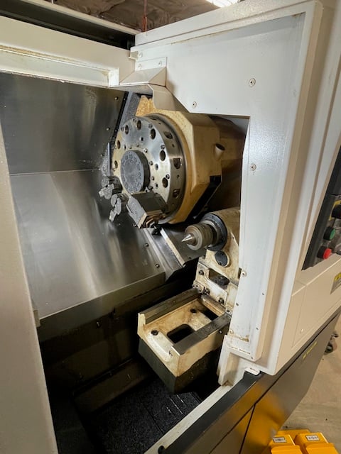 Okuma #Genos-L2000-e, CNC lathe, 17.7" swing, 8" chuck, 3-jaw, 2" bar, 40" centers, 9.06" dia., 19.69" lgth - Image 3