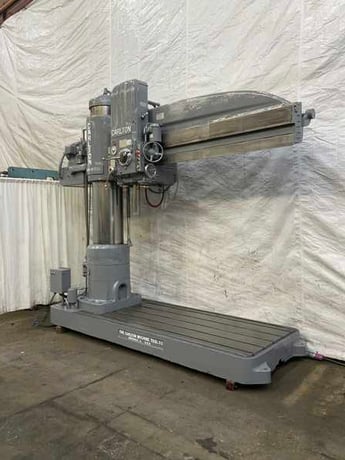 8' -19" Carlton #4A, radial arm drill, 89" x50" base, #6MT, power clamping & elevation, 40 HP, 1980 - Image 1