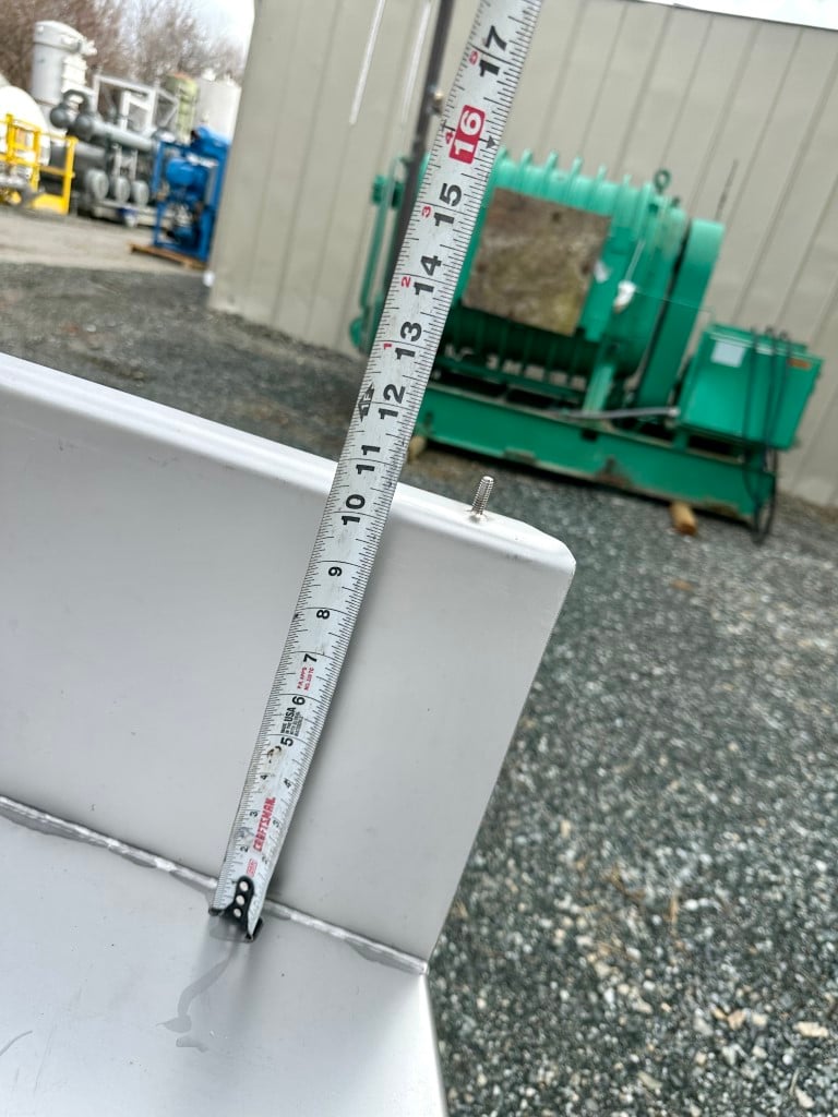 48" wide x 7' long, Key, Iso-Flo Vibrating Sifter/Dewatering Table, 15" H wall, 1 HP, 208-230/460 V. - Image 9