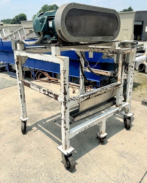 15" x 24" Material Grinder, Stainless Steel, 1" screen openings, 20 HP, 230/460 V. - Image 2