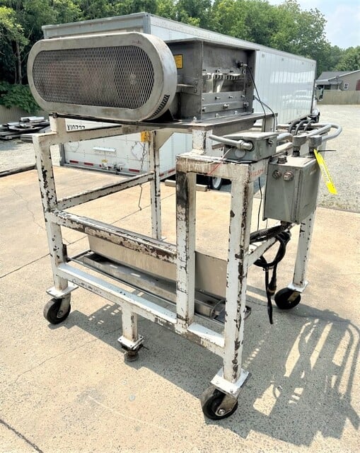 15" x 24" Material Grinder, Stainless Steel, 1" screen openings, 20 HP, 230/460 V. - Image 3