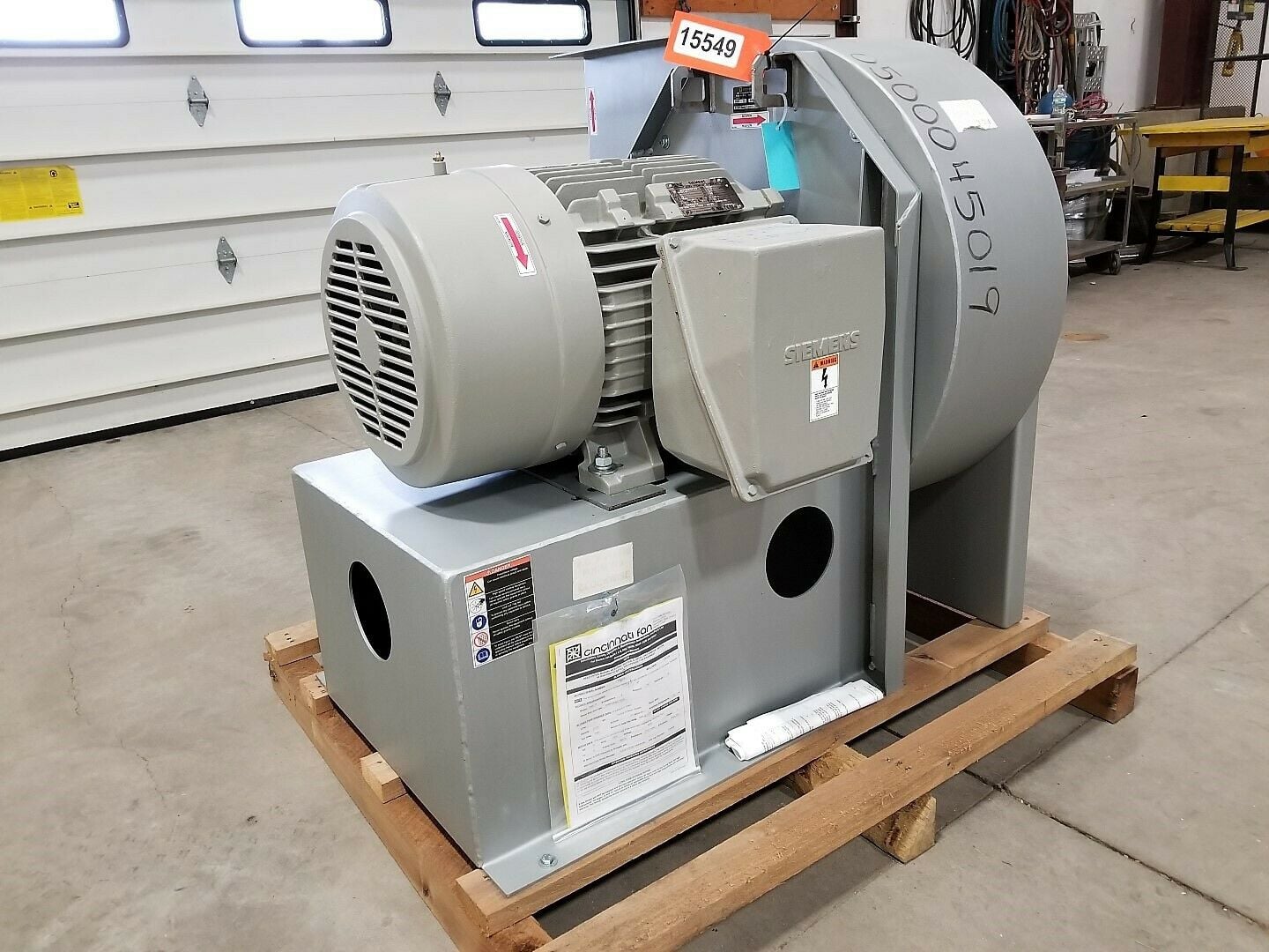 9922 cfm @ 17 S.P., Cincinnati Fan #RBE-13, radial blade exhauster, clockwise, 73.5 BHP, 75 HP, 460 V. - Image 4