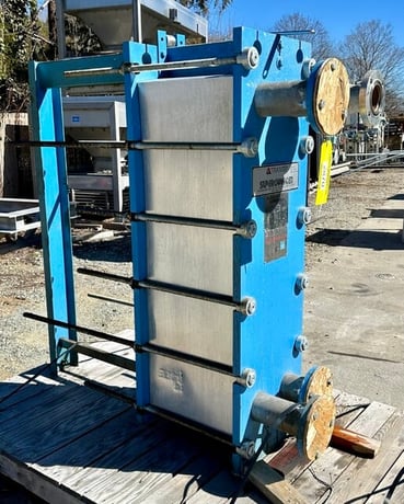 692 sq.ft., Tranter Superchanger, GXD-042-H-5-NP-127, plate heat exchanger, 18.43"-19.57" plate pack, 100 psi - Image 2