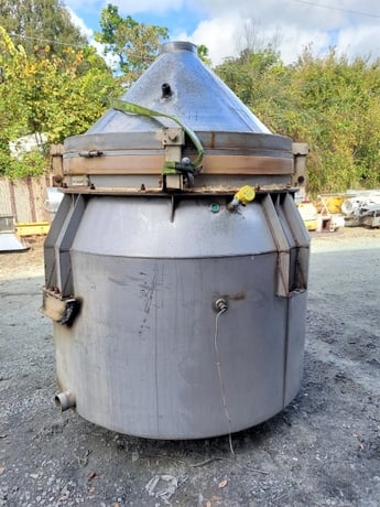 155 cu.ft., Metalfab, Stainless Steel bin, w/60" dia. x 11.5" straight side bin activator, 6' dia. bin, 43" - Image 1