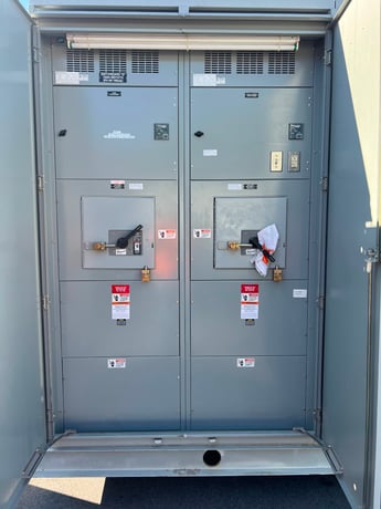 1200 Amps, Siemens #Pioneer Switchgear Main Switch GFI, 277/480 Volts, 3 phase, 4 wire, Nema 3R - Image 2