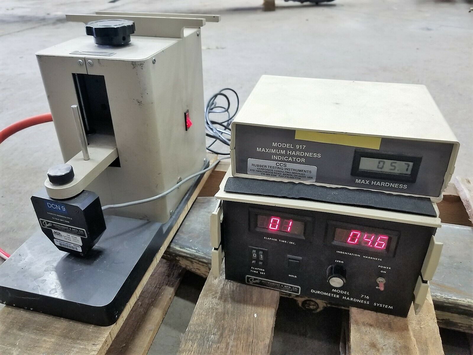 Shore Instrument & Mfg #716, hardness tester - Image 1