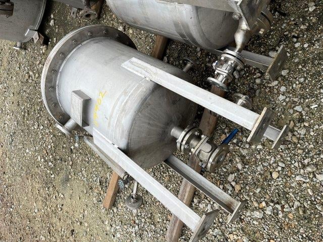 53 gallon Alloy Fabricators, 304 Stainless Steel tank with internal coils, flat flanged top, dished bottom - Image 1
