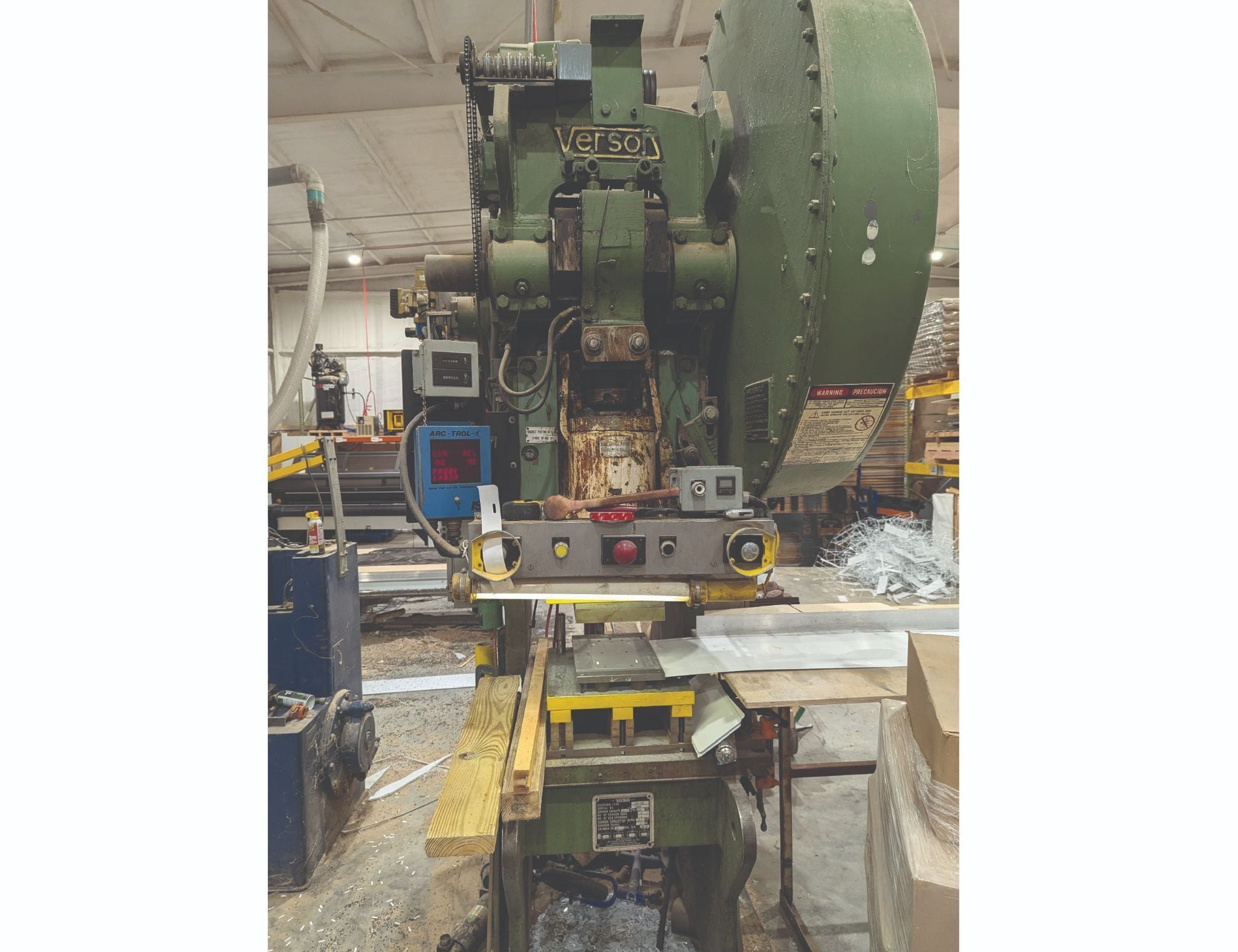 90 Ton, Verson #7, single crank OBI Back Gauge press, 6" stroke, 15" Shut Height, 3" adj., 34.5" x21" bed, 50 - Image 1