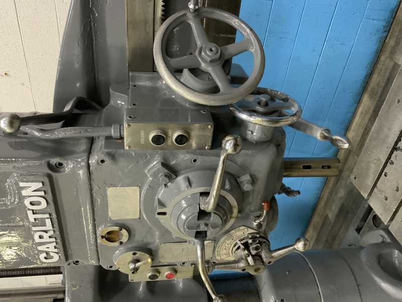 4' -11" Carlton #1A, radial arm drill, 54" x36" T-slotted base, power elevation & clamping, 5 HP - Image 7