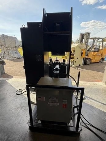 20 Ton, Toyokoki #APB-184U, servo electric CNC press brake, 3.93" stroke, pendant Control - Image 9