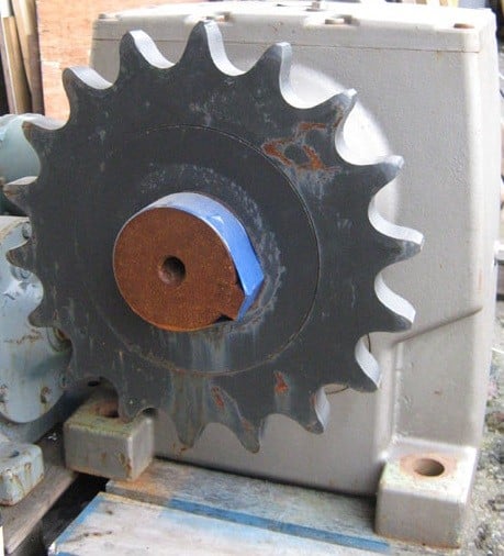 15 HP, 1765 RPM, Nord In-line Gear Motor, 575 Volts, 185.00 :1 ratio, 9.5 RPM output - Image 4