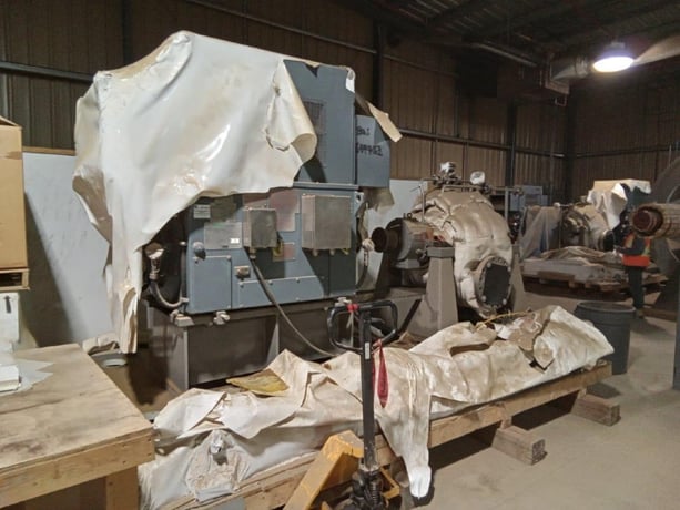 700 HP 1782 RPM Nidec/us Motor, Frame 355, weather protected enclosure type 2, new surplus 4000 Volts - Image 3