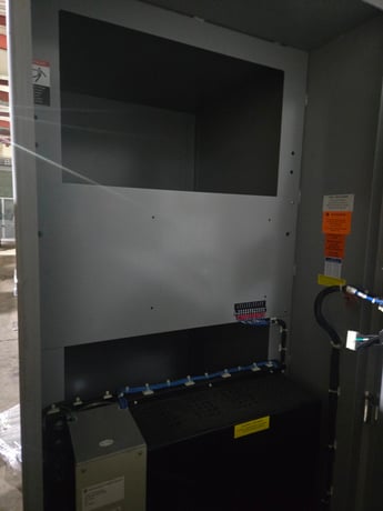 2000 Amp. Zenith ZTS, 3 phase, 277/480 Volts, Nema 1, new in box - Image 10