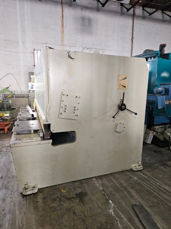 1/4" x 10' Durma #DHGM-3013, Hydraulic Shear, 72" squaring arm, 39" Back Gauge, ENC100 controller, 40 HP, 2005 - Image 4