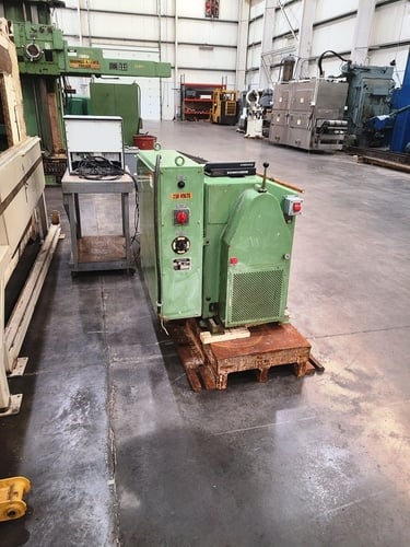 2000 lb. Schenck #R54UV, soft bearing type displacement balancer, CAB 820 Control, 1965/2014 - Image 4