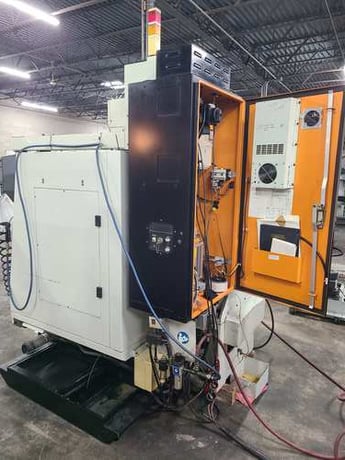 Hurco #VM-1, CNC vertical machining center, 26" X, 14" Y, 18" Z, 8000 RPM, 16 automatic tool changer, coolant - Image 4