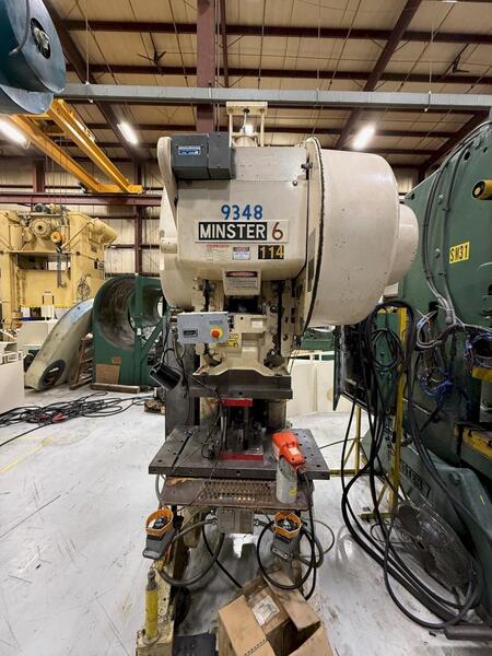 60 Ton, Minster #6SS, 6" stroke, 14" Shut Height, 2.75" adjustment, 32" x 21" bed, 24" x 14" ram, 60 SPM, 1986 - Image 6