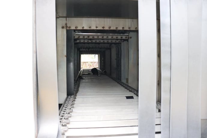 Global Finishing Solutions #U3646B1, Heated Conveyor Type Parts Washer, 480 V, 2011 - Image 3