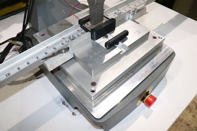 Sonics #XPE-2200S-5A, Ultrasonic Welder, for slot cut in nylon straps, 14" width x 25" L x 48" H welder, 2.2 - Image 9