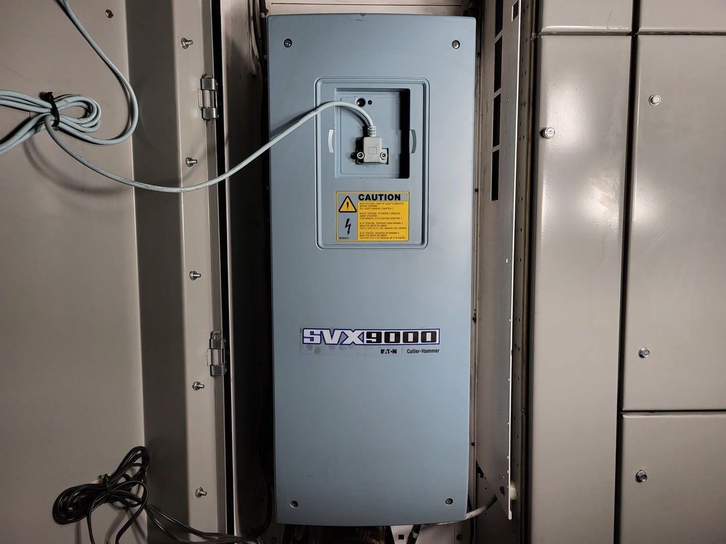 30 HP Eaton Cutler-Hammer, SVX030A1-5A4N1, VFD, 600 Volts, 3 phase, like new - Image 5