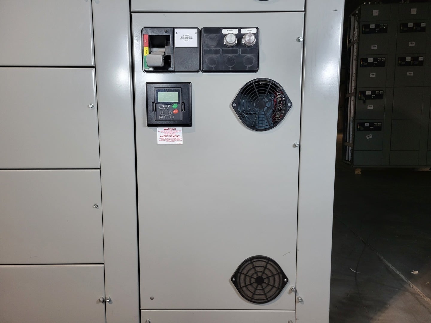 5 HP Eaton, SVX004A1-5A4N1, variable frequency drive, 600 Volts, 3 phase, like new - Image 2