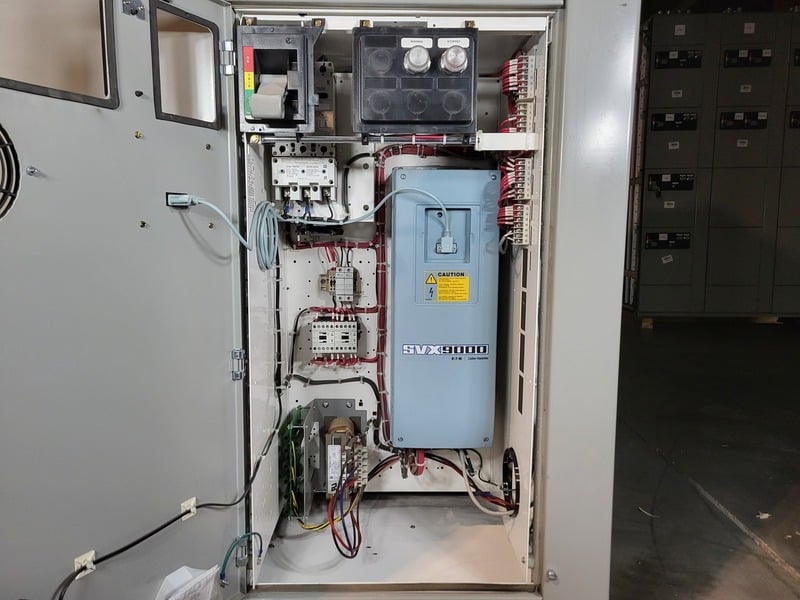 5 HP Eaton, SVX004A1-5A4N1, variable frequency drive, 600 Volts, 3 phase, like new - Image 4