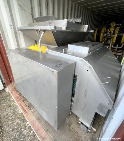 Wolfking #B400-HD, Meat Grinder, Stainless Steel, 17" width x 52" L x 20" deep Trough, 12" diameter x 54" L - Image 4