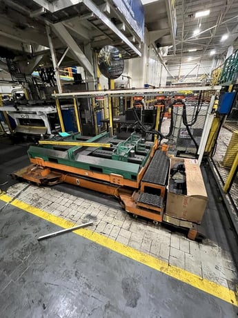 Danly #SE4-1400-216X100TQ, straight side double crank press, 40" stroke, 83" Shut Height, 10" adj., 8-16 SPM - Image 9