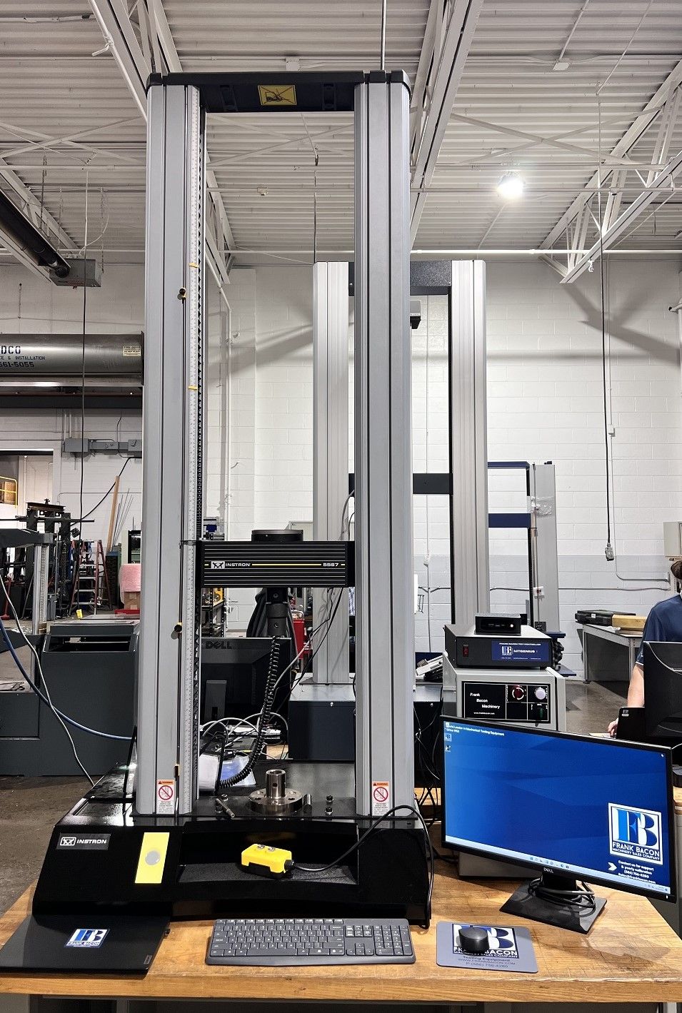 6000 lbf. (30kN) Instron #5567, Tension & Compression testing machine, 65" testing opening, 65" stroke - Image 1