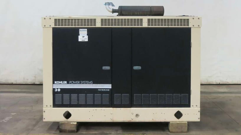 33 KW Kohler #30RZG, Natural gas / propane generator set, 120/240 Volts, 523 hours, 75 HP @ 1800 RPM, GM 4.3L - Image 1