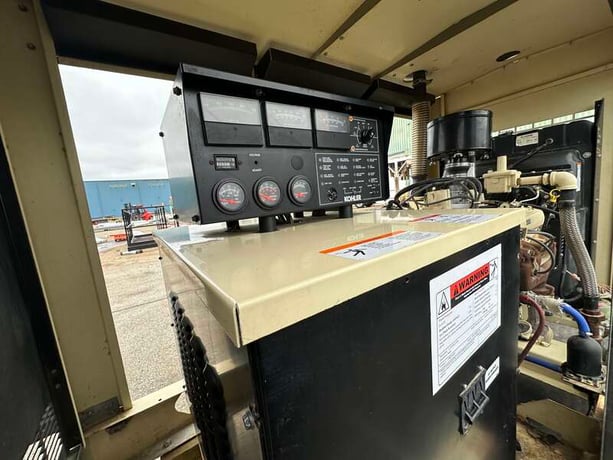33 KW Kohler #30RZG, Natural gas / propane generator set, 120/240 Volts, 523 hours, 75 HP @ 1800 RPM, GM 4.3L - Image 5