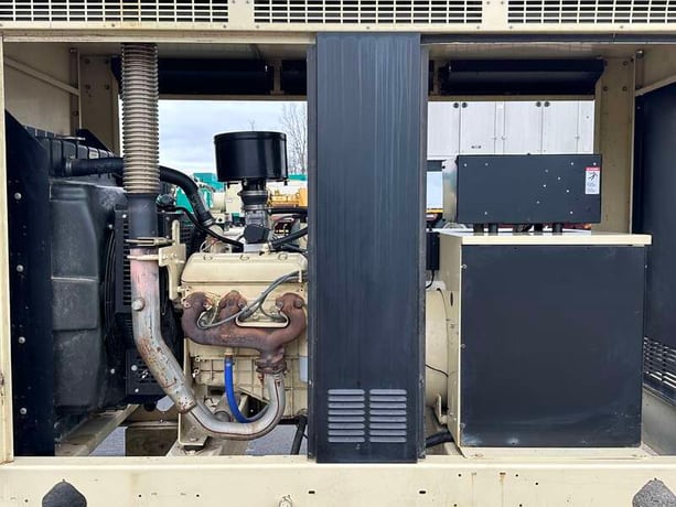 33 KW Kohler #30RZG, Natural gas / propane generator set, 120/240 Volts, 523 hours, 75 HP @ 1800 RPM, GM 4.3L - Image 6